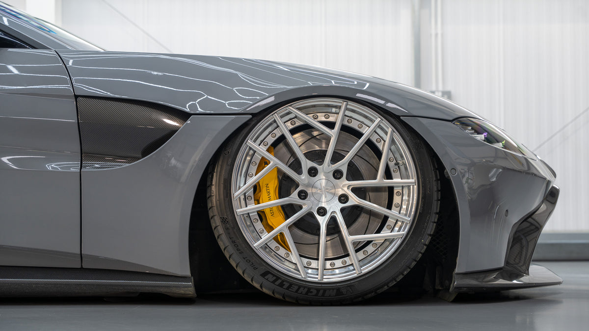 Aston Martin V8 Vantage