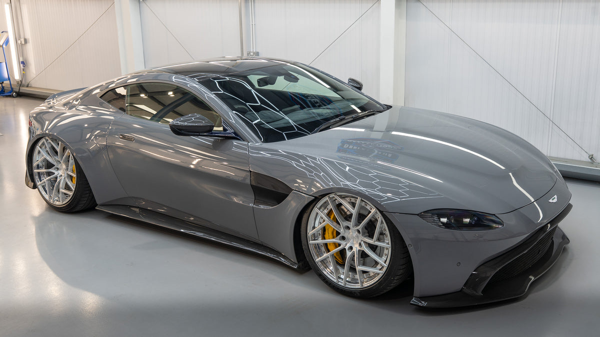 Aston Martin V8 Vantage