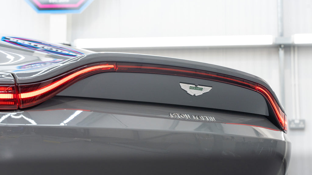 Aston Martin V8 Vantage