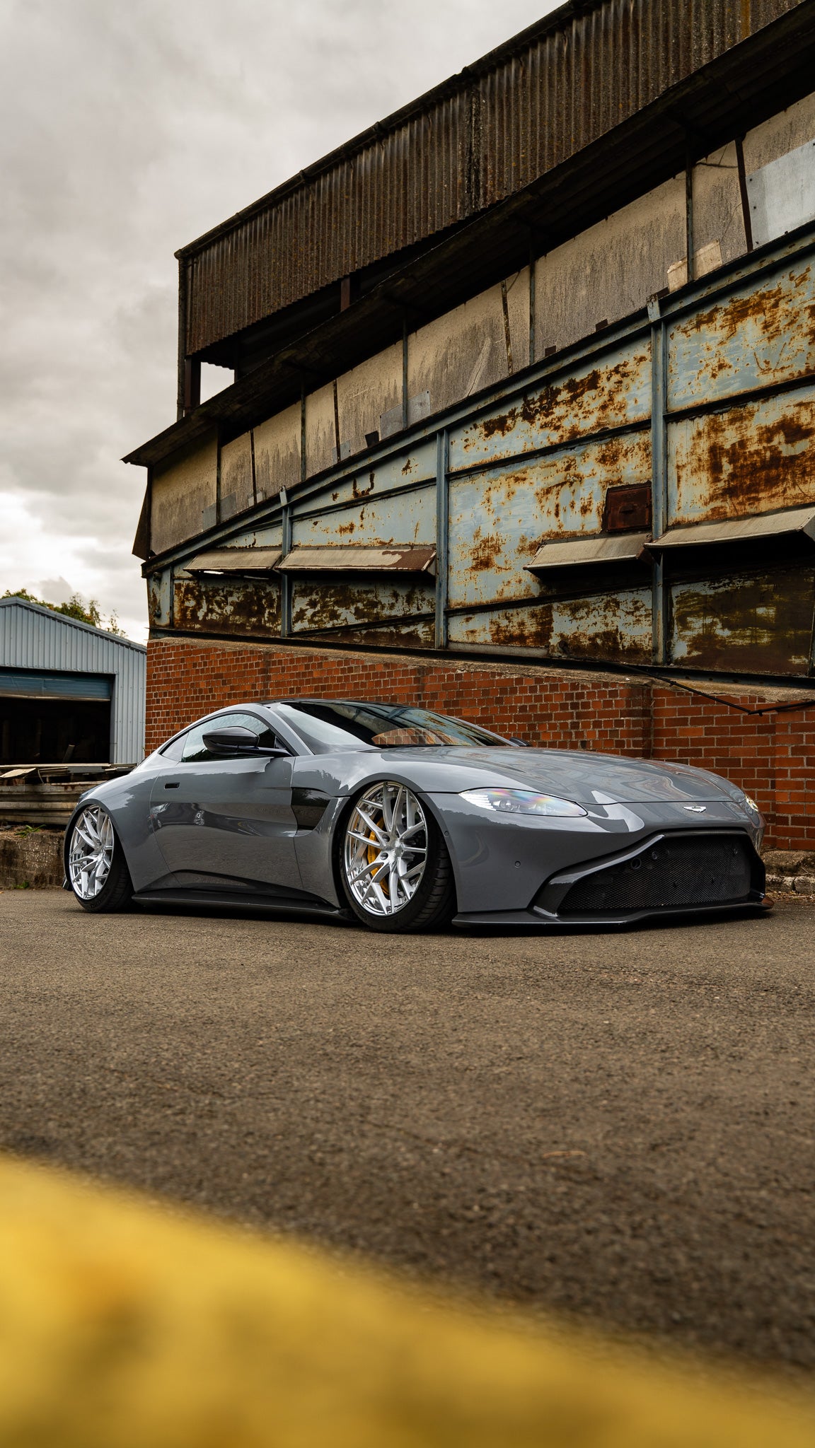 Aston Martin V8 Vantage