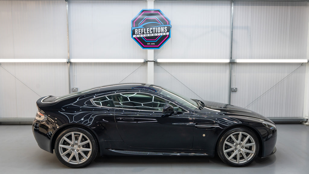 Aston Martin Vantage