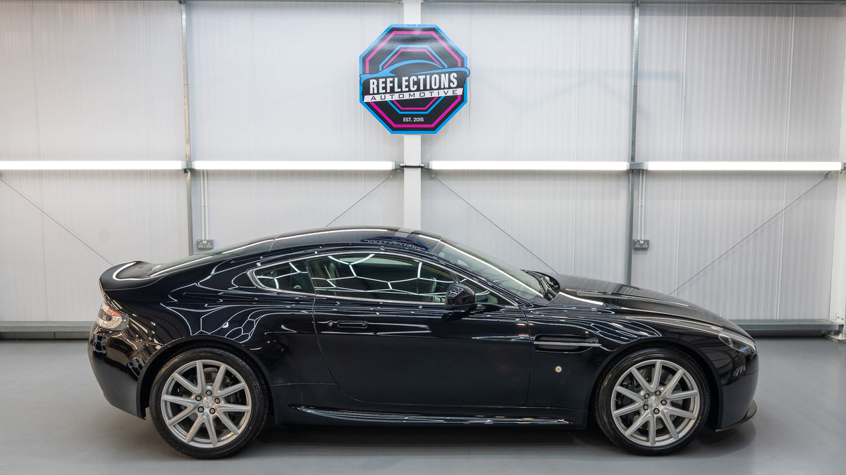 Aston Martin Vantage